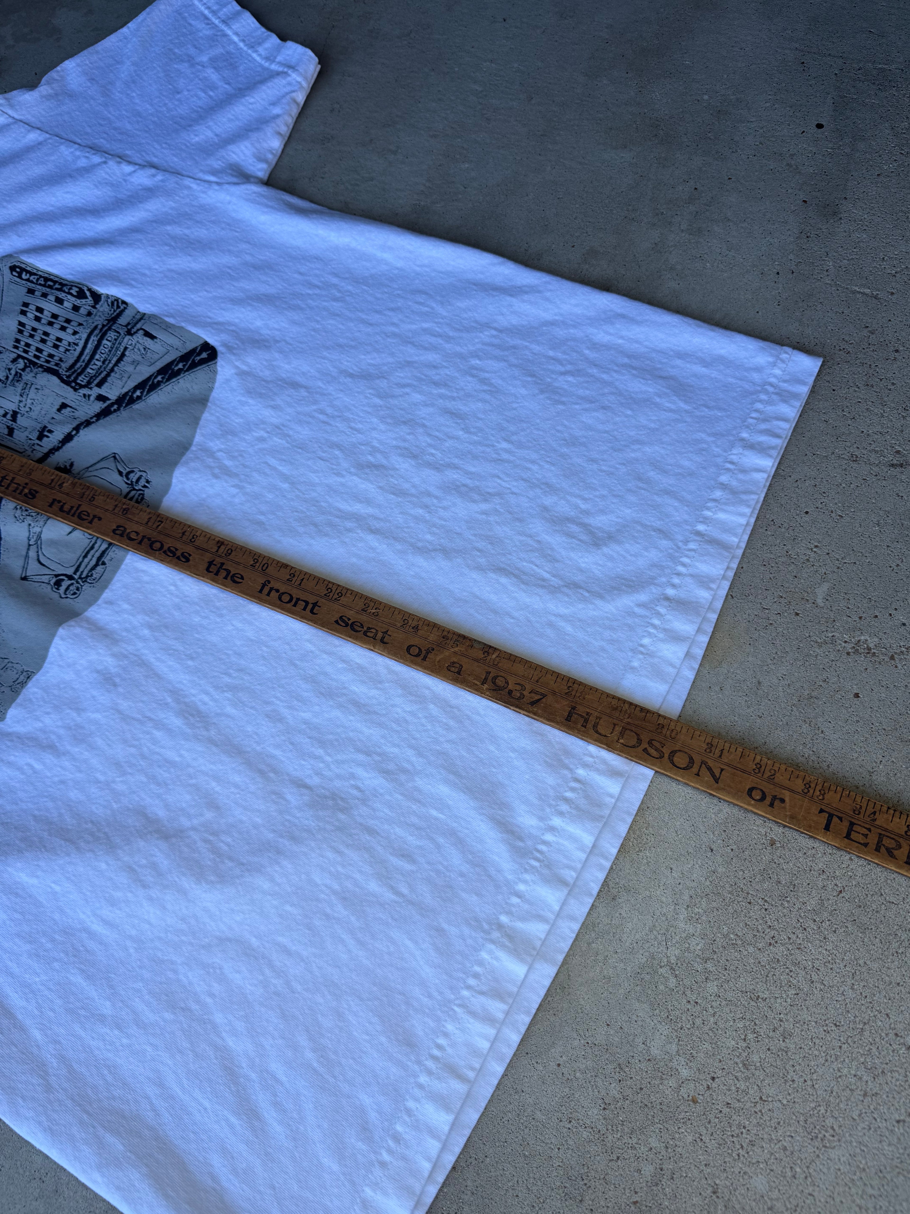 Vintage 90's Hollywood California T Shirt (XL)
