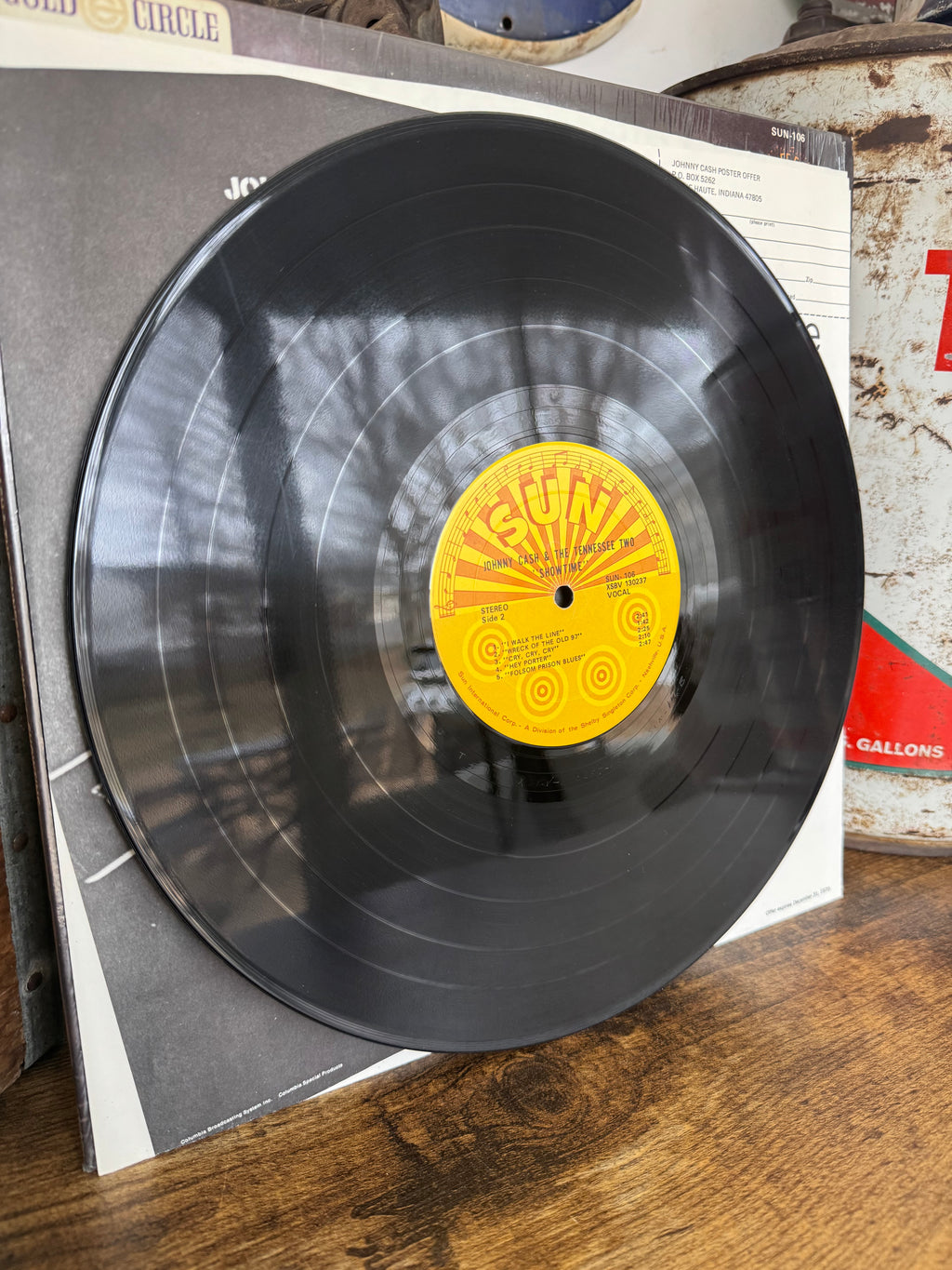 Johnny Cash and The Tennessee Two Showtime. Original 1969 release