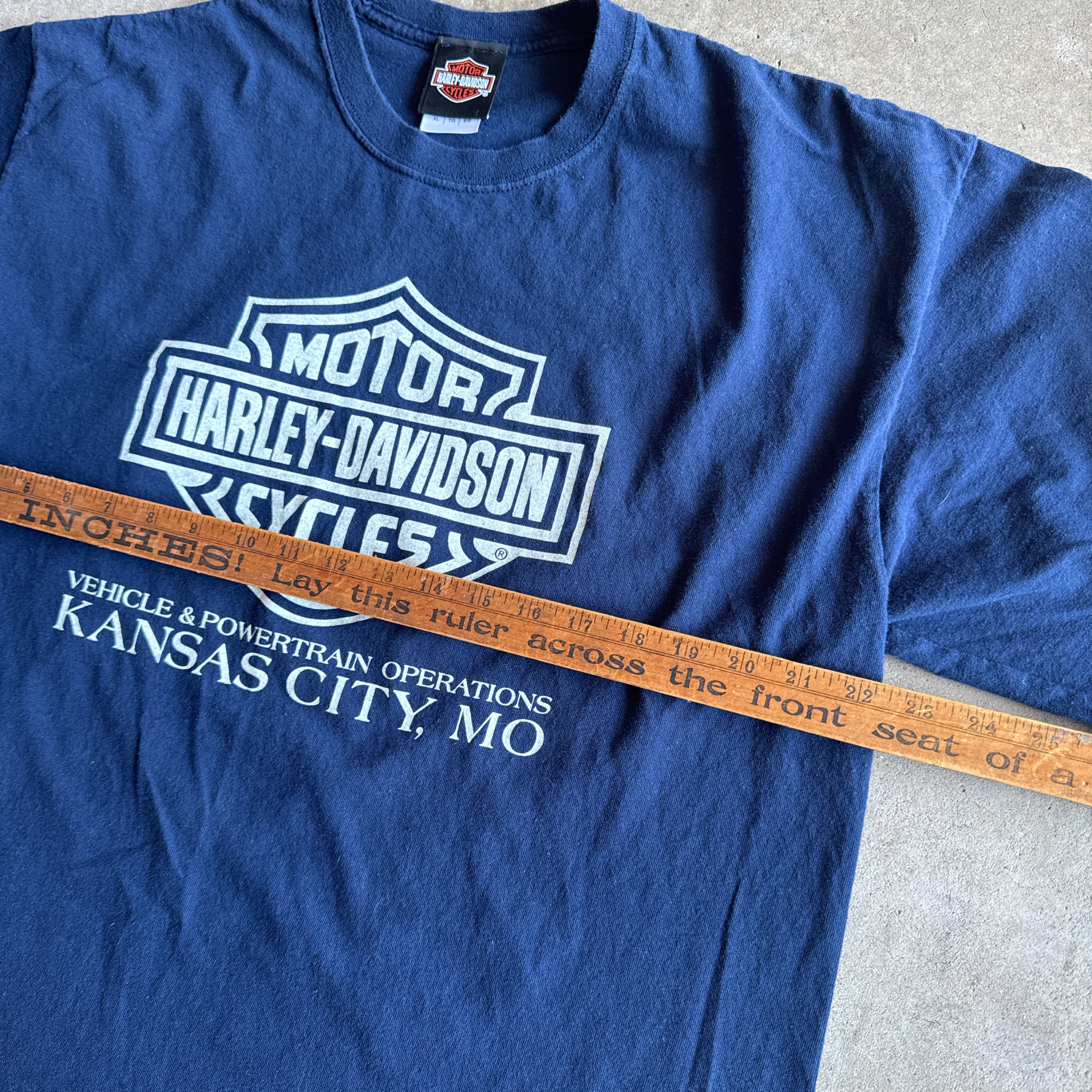 Long sleeve Harley Davidson Vehicle and Powertrain operations Kansas City Mo