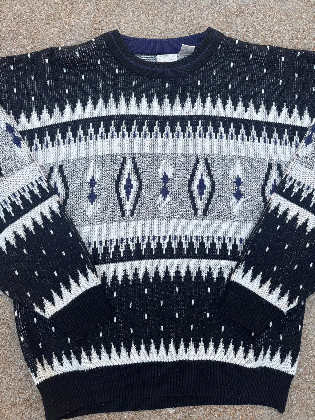 Vintage Ash Creek Trading Knit Sweater (Men's Large )